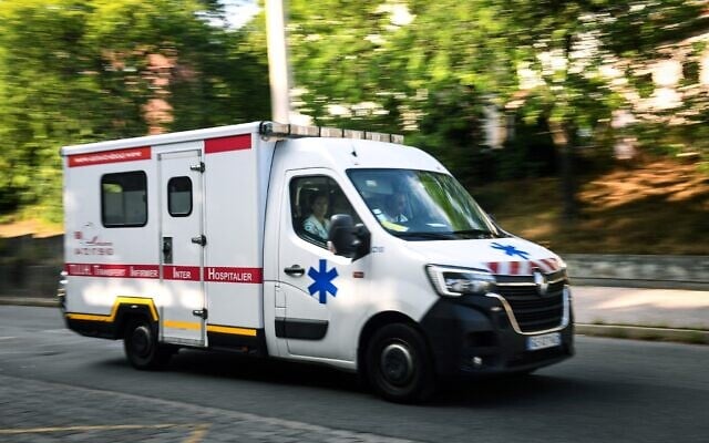 An ambulance drives down the street in Lyon, eastern France, on July 16, 2023. (OLIVIER CHASSIGNOLE / AFP) An ambulance drives down the street in Lyon, eastern France, on July 16, 2023. (OLIVIER CHASSIGNOLE / AFP)