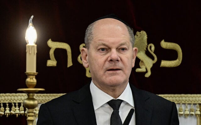 German Chancellor Olaf Scholz speaks during a central commemoration ceremony for the 85th anniversary of Kristallnacht in the Beth Zion Synagogue in Berlin on November 9, 2023. (John MACDOUGALL / POOL / AFP)