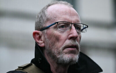 Thomas Hand, father of Emily Hand, an Israeli-Irish girl held hostage by Palestinian terror group Hamas in Gaza, attends a demonstration to protest against antisemitism and to call for the release of the hostages, outside Downing Street on November 19, 2023. (JUSTIN TALLIS / AFP)