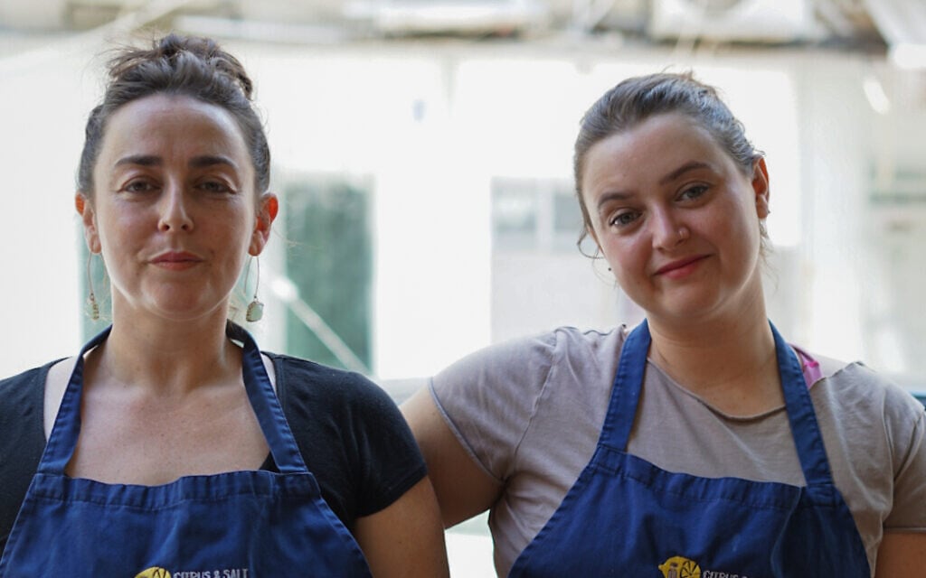 Sisters Aliya Fastman (left) and Shaendl Davis of Citrus & Salt, Tel Aviv cooking workshop that partnered with World Central Kitchen to feed those in need during the 2023 Israel-Hamas War (Courtesy) Sisters Aliya Fastman (left) and Shaendl Davis of Citrus & Salt, Tel Aviv cooking workshop that partnered with World Central Kitchen to feed those in need during the 2023 Israel-Hamas War (Courtesy)