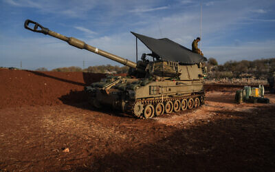 An Israeli artillery unit stationed near the border with Lebanon, northern Israel, November 22, 2023. (Ayal Margolin/Flash90)