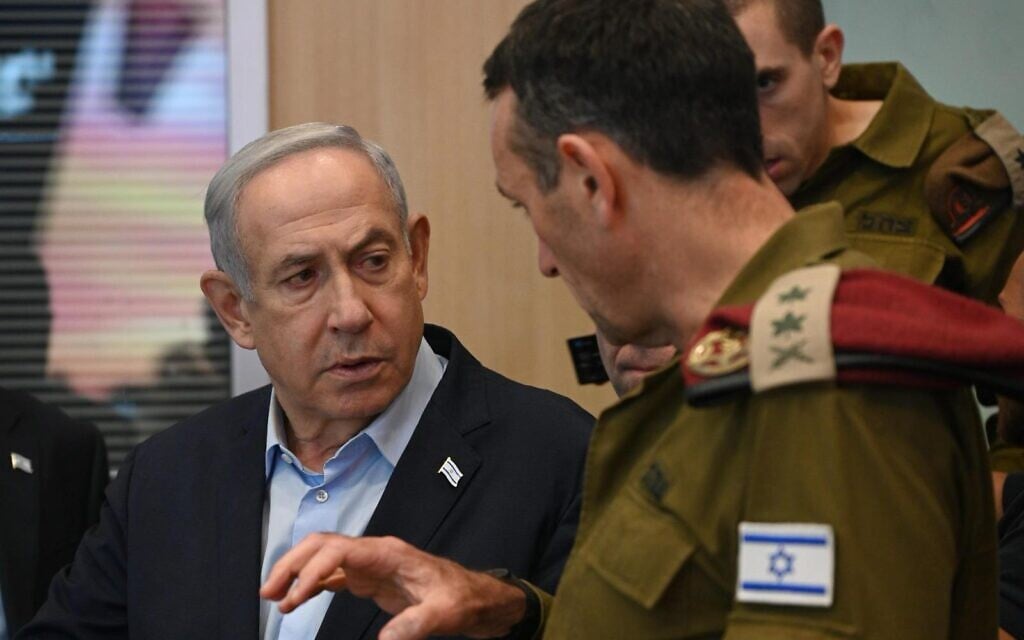 Prime Minister Benjamin Netanyahu (left) and IDF chief Herzi Halevi at the start of a security cabinet meeting in Tel Aviv, November 16, 2023. (Haim Zach/GPO) Prime Minister Benjamin Netanyahu (left) and IDF chief Herzi Halevi at the start of a security cabinet meeting in Tel Aviv, November 16, 2023. (Haim Zach/GPO)