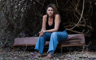Yifat Sitbon at her temporary residence in Moshav Hatzeva (Photo: Dafna Talmon)