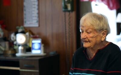 92-year-old Marie Broadbent says her ElliQ AI-powered companion is “amazing.” (Intuition Robotics)