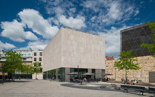 Exterior of the Munich Jewish Museum. (Daniel Schvarcz/ Jewish Museum Munich)