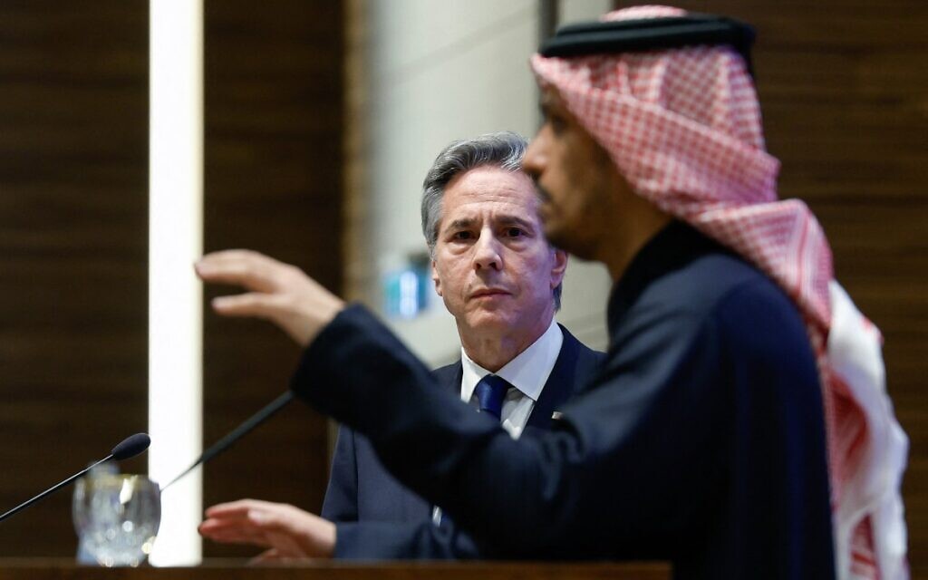Qatar's Prime Minister and Foreign Minister Sheikh Mohammed bin Abdulrahman al-Thani (R) speaks next to US Secretary of State Antony Blinken during a press conference in Doha on January 7, 2024. (EVELYN HOCKSTEIN / AFP)
