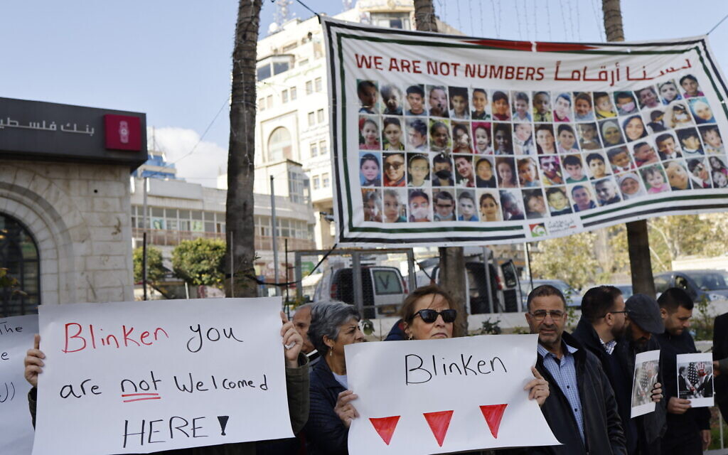 Palestinians protest during a visit by US Secretary of State Antony Blinken in Ramallah, in the West Bank on January 10, 2024 (Marco Longari / AFP)