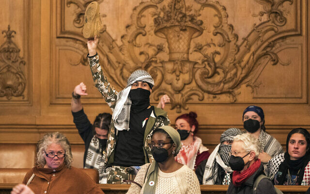 People react to public comment at the San Francisco Board of Supervisors meeting discussing a resolution calling for a ceasefire in the Israel-Hamas war, in San Francisco, California, January 8, 2024. (Nic Coury/AP) People react to public comment at the San Francisco Board of Supervisors meeting discussing a resolution calling for a ceasefire in the Israel-Hamas war, in San Francisco, California, January 8, 2024. (Nic Coury/AP)