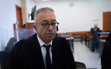 Prime Minister Benajmin Netanyahu's attorney Boaz Ben Zur arrives for a court hearing at the Jerusalem District Court, January 8, 2024. (Chaim Goldberg/Flash90)