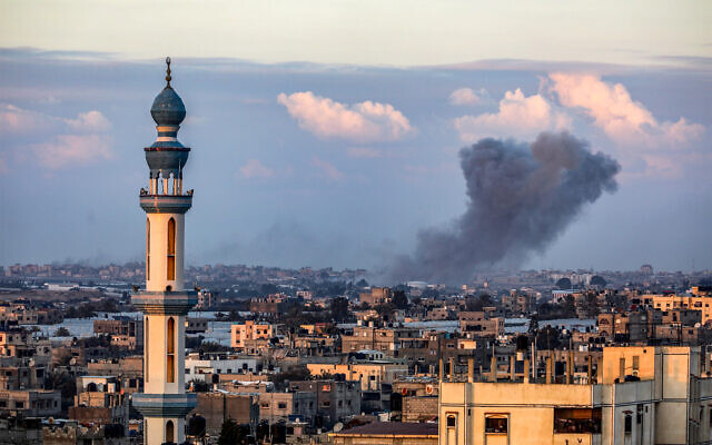 Smoke rises after apparent Israeli airstrikes in Khan Younis as seen from Rafah, in the southern Gaza Strip, January 24, 2024. (Abed Rahim Khatib/Flash90) Smoke rises after apparent Israeli airstrikes in Khan Younis as seen from Rafah, in the southern Gaza Strip, January 24, 2024. (Abed Rahim Khatib/Flash90)