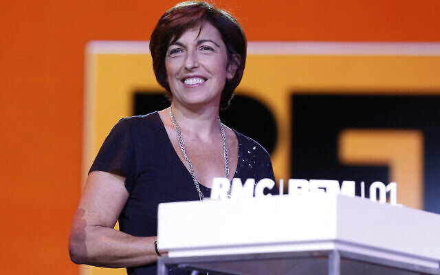 French TV host Ruth Elkrief delivers a speech during the NextRadioTV group press conference in Paris, on September 2, 2015. (Thomas Samson / AFP)