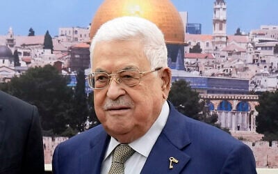 Palestinian Authority President Mahmoud Abbas in a meeting with US Secretary of State Antony Blinken in Ramallah, February 7, 2024. (AP Photo/Mark Schiefelbein, Pool)