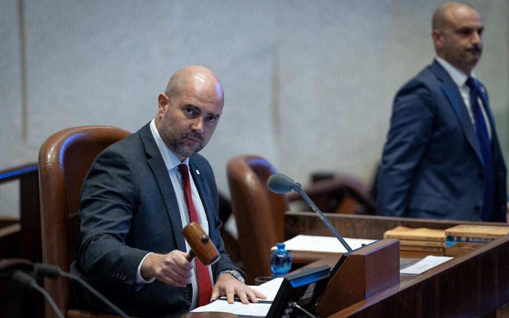 Opposition parties said planning to quickly replace Knesset Speaker Ohana