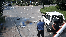 Video shows UNRWA social worker abducting body of Israeli on Oct ...