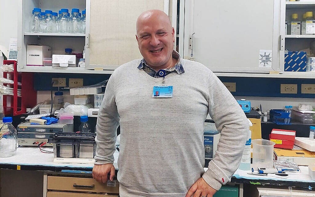 Dr. Or Kakhlon in his Jerusalem laboratory. (Courtesy)