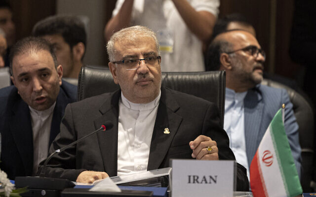 Iran's Oil Minister Javad Owji attends the opening session of the 24th ministerial meeting of the Gas Exporting Countries Forum (GECF), in Cairo on October 25, 2022. (Khaled DESOUKI / AFP) Iran's Oil Minister Javad Owji attends the opening session of the 24th ministerial meeting of the Gas Exporting Countries Forum (GECF), in Cairo on October 25, 2022. (Khaled DESOUKI / AFP)