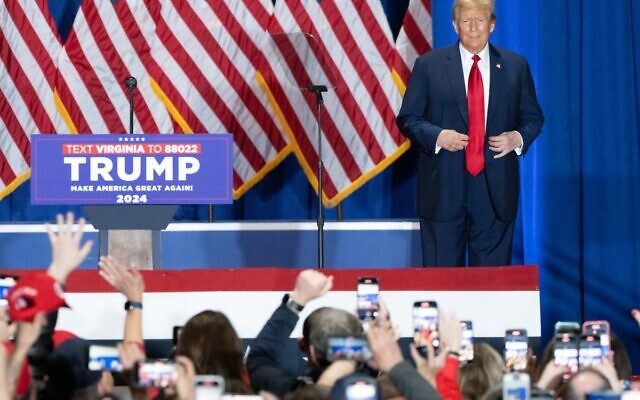 Former US President and 2024 presidential hopeful Donald Trump looks on during a 'Get Out the Vote' rally at the Greater Richmond Convention Center in Richmond, Virginia, on March 2, 2024. (SAUL LOEB / AFP) Former US President and 2024 presidential hopeful Donald Trump looks on during a 'Get Out the Vote' rally at the Greater Richmond Convention Center in Richmond, Virginia, on March 2, 2024. (SAUL LOEB / AFP)