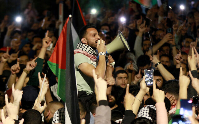 Jordanians chant slogans during a demonstration near the Israeli embassy in Amman on March 28, 2024, in support of Palestinians amid ongoing war between Israel and the Hamas terror group in the Gaza Strip. (Khalil Mazraawi/AFP) Jordanians chant slogans during a demonstration near the Israeli embassy in Amman on March 28, 2024, in support of Palestinians amid ongoing war between Israel and the Hamas terror group in the Gaza Strip. (Khalil Mazraawi/AFP)