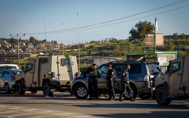 Security forces at the scene where a Palestinian man was shot by troops near Elazar, in Gush Etzion, in the West Bank, on March 21, 2024 (Gershon Elinson/Flash90) Security forces at the scene where a Palestinian man was shot by troops near Elazar, in Gush Etzion, in the West Bank, on March 21, 2024 (Gershon Elinson/Flash90)