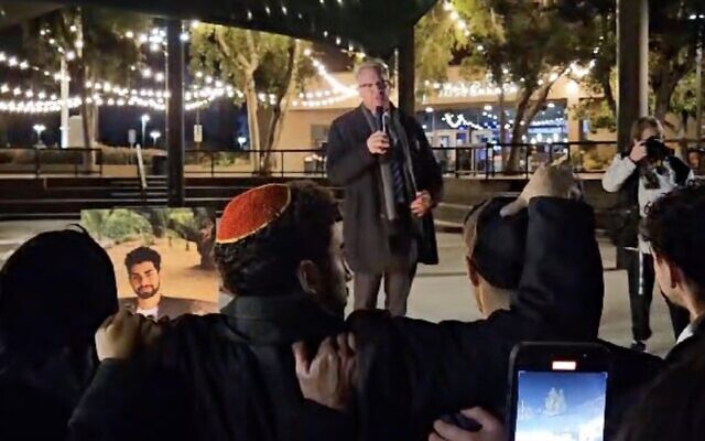 El Cajon, California, Mayor Bill Wells speaks at a vigil in memory of Dr. Benjamin Harouni, a Jewish dentist who was murdered at his practice on February 29, 2024, in El Cajon, March 3, 2024. (Screenshot from video via JTA) El Cajon, California, Mayor Bill Wells speaks at a vigil in memory of Dr. Benjamin Harouni, a Jewish dentist who was murdered at his practice on February 29, 2024, in El Cajon, March 3, 2024. (Screenshot from video via JTA)