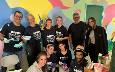 Livnot U'Lehibanot volunteers in the south of Israel