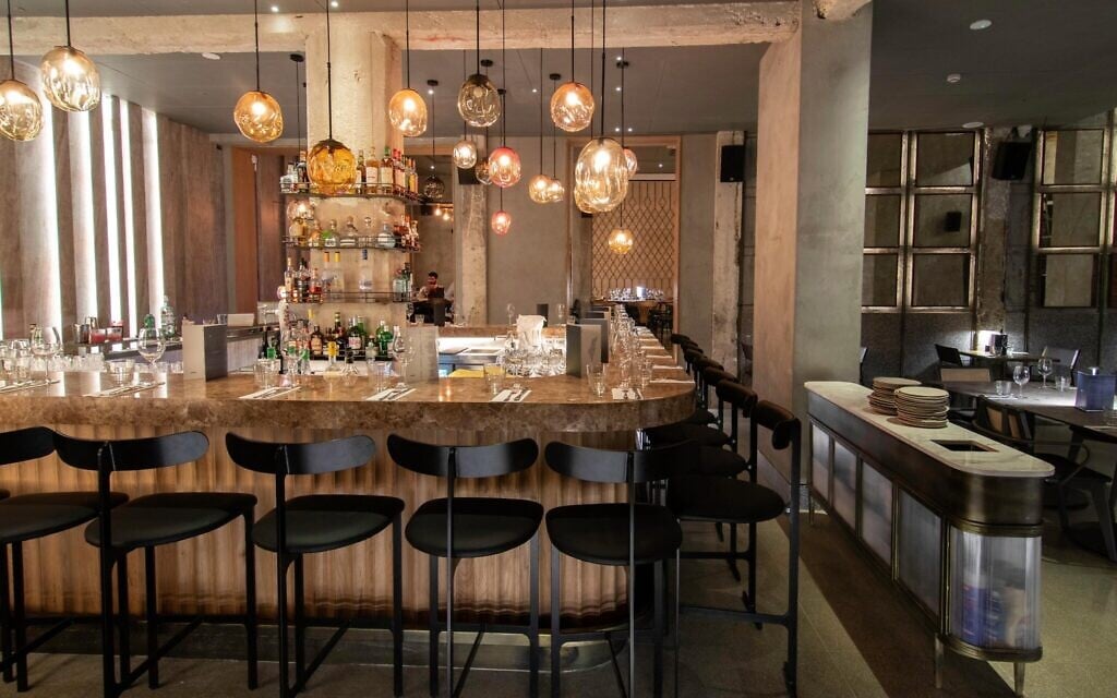 Restaurants struggle as reservations plummet amid grueling war mood, cost of living