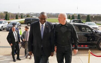 Defense Minister Yoav Gallant meets with US Secretary of Defense Lloyd Austin in Washington, March 26, 2024. (Ariel Hermoni/Defense Ministry)