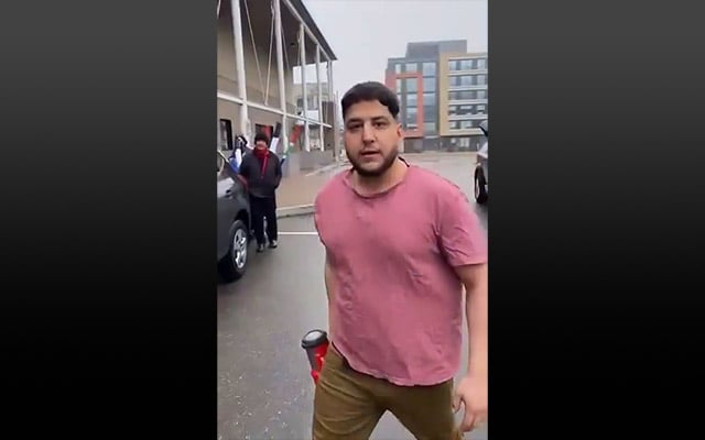 Ilan-Reuben Abramov, 27, is seen approaching pro-Palestinian protesters armed with a nail gun on March 3, 2024 in the Jewish neighborhood of Thornhill outside Toronto, Canada (Screenshot from X, used in accordance with Clause 27a of the Copyright Law). Ilan-Reuben Abramov, 27, is seen approaching pro-Palestinian protesters armed with a nail gun on March 3, 2024 in the Jewish neighborhood of Thornhill outside Toronto, Canada (Screenshot from X, used in accordance with Clause 27a of the Copyright Law).