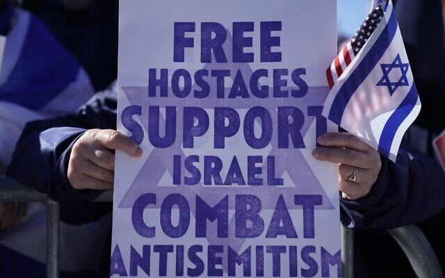File: Demonstrators in support of Israel gather to denounce antisemitism and call for the release of Israeli hostages, on the National Mall in Washington, DC, on November 14, 2023. (Stefani Reynolds / AFP) File: Demonstrators in support of Israel gather to denounce antisemitism and call for the release of Israeli hostages, on the National Mall in Washington, DC, on November 14, 2023. (Stefani Reynolds / AFP)