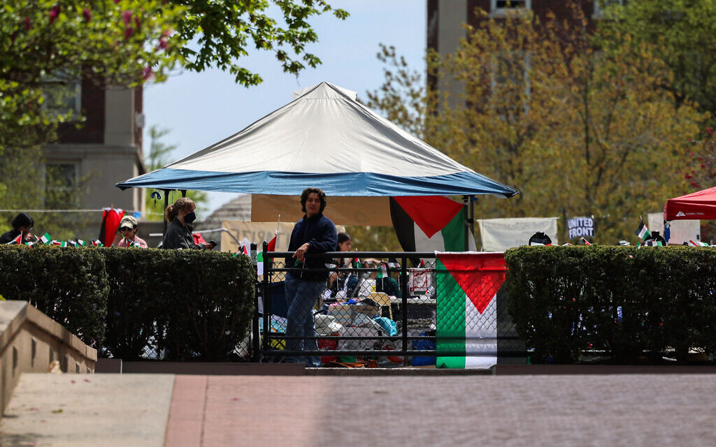 Student demonstrators occupy the anti-Israel and pro-Palestinian "Gaza Solidarity Encampment" on the West Lawn of Columbia University on April 27, 2024, in New York City. (Charly TRIBALLEAU / AFP)