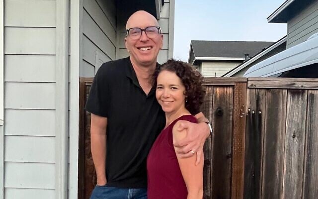 Jewish writer on dealing with terminal cancer Amy Ettinger, shown with her husband Dan White. (Courtesy Dan White, via X/JTA) Jewish writer on dealing with terminal cancer Amy Ettinger, shown with her husband Dan White. (Courtesy Dan White, via X/JTA)