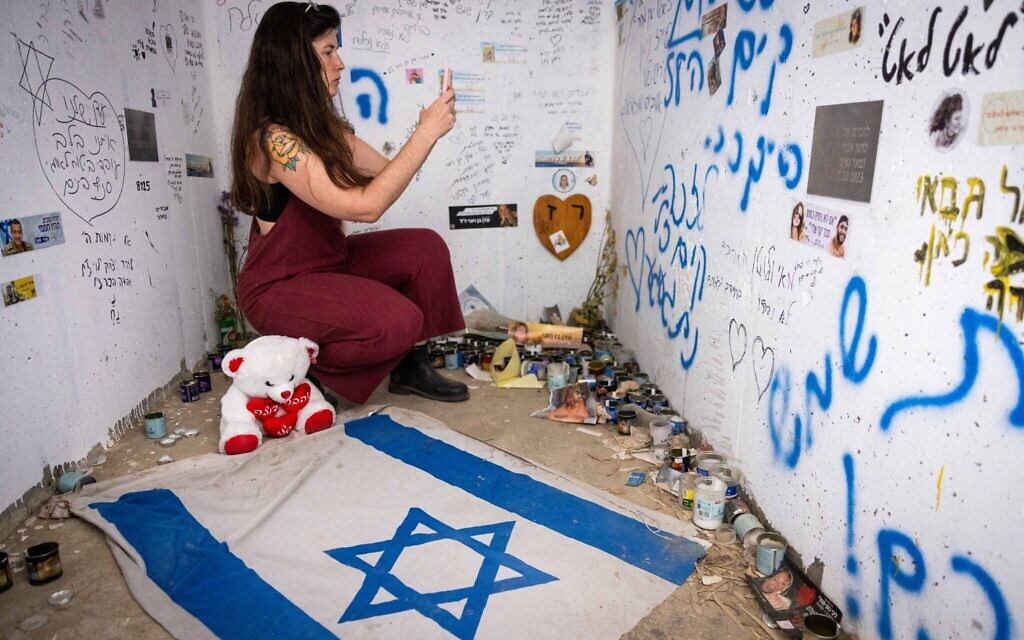 A public bomb shelter where Israelis were murdered at the October 7 massacre six months ago, on a road near the Gaza border, southern Israel, April 7, 2024. (Chaim Goldberg/Flash90)
