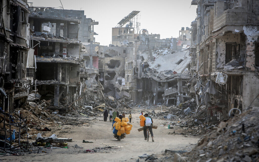 The destruction in Khan Younis in the southern Gaza Strip, on April 19, 2024. (Abed Rahim Khatib/Flash90)