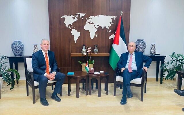US Office of Palestinian Affairs chief George Noll (L) meets with Palestinian Authority Prime Minister Muhammad Mustafa in Ramallah on April 4, 2024. (US Office of Palestinian Affairs/X) US Office of Palestinian Affairs chief George Noll (L) meets with Palestinian Authority Prime Minister Muhammad Mustafa in Ramallah on April 4, 2024. (US Office of Palestinian Affairs/X)