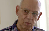 File: Writer Sami Michael in Jerusalem in 2004 (Flash90)