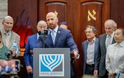 Joseph Abruzzo, clerk of the circuit court and comptroller for Palm Beach County, announces a record $135 million purchase of Israel Bonds at Congregation Torah Ohr in Boca Raton, Florida, Oct. 31, 2023. (Courtesy of Abruzzo’s office)