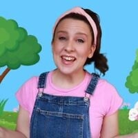 Ms. Rachel, the hit children's video educator and singer-songwriter, in a clip from one of her videos. (Screenshot via YouTube/ JTA)
