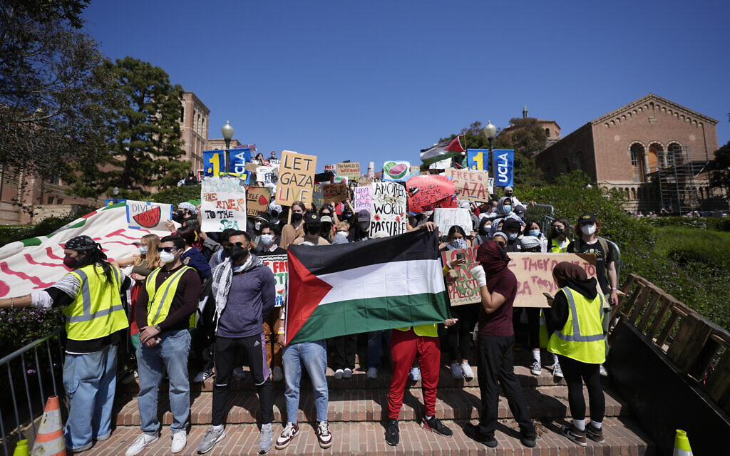 Pro-Palestinian, anti-Israel demonstrators gather on the UCLA campus, after nighttime clashes between pro-Palestinian and counterprotest groups, in Los Angeles, May 1, 2024. (Jae C. Hong/AP) Pro-Palestinian, anti-Israel demonstrators gather on the UCLA campus, after nighttime clashes between pro-Palestinian and counterprotest groups, in Los Angeles, May 1, 2024. (Jae C. Hong/AP)