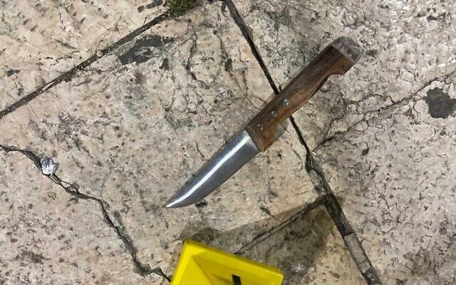 A police handout photo shows a knife used by an assailant who attempted to carry out a stabbing attack on Border Police officers near Jerusalem's Old City, May 16, 2024. (Israel Police) A police handout photo shows a knife used by an assailant who attempted to carry out a stabbing attack on Border Police officers near Jerusalem's Old City, May 16, 2024. (Israel Police)