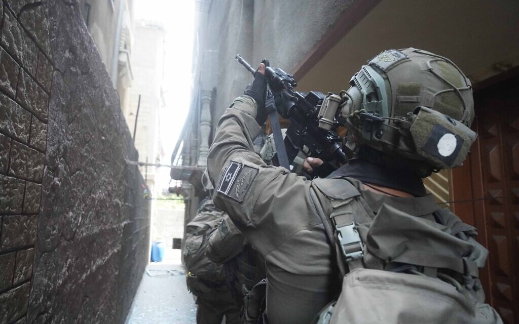 Israeli soldiers operate in the Gaza Strip, in a handout image cleared for publication on May 29, 2024. (Israel Defense Forces)