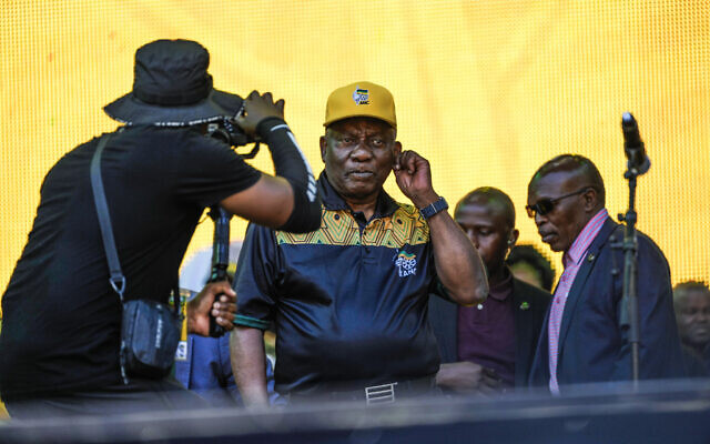 South African President Cyril Ramaphosa greets African National Congress supporters at the Siyanqoba rally at FNB stadium in Johannesburg, South Africa, May 25, 2024 AP Photo/Jerome Delay) South African President Cyril Ramaphosa greets African National Congress supporters at the Siyanqoba rally at FNB stadium in Johannesburg, South Africa, May 25, 2024 AP Photo/Jerome Delay)