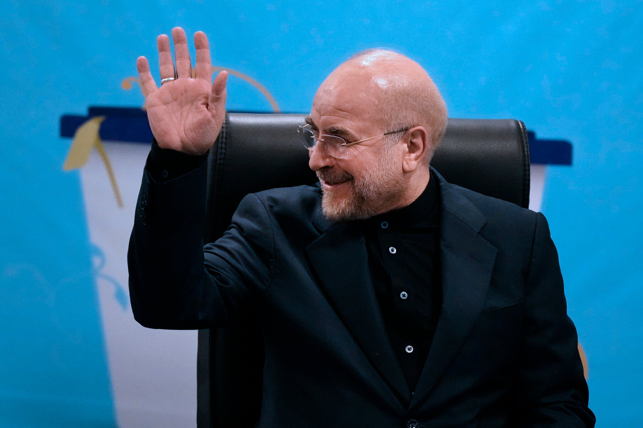 قاليباف (أ ب)