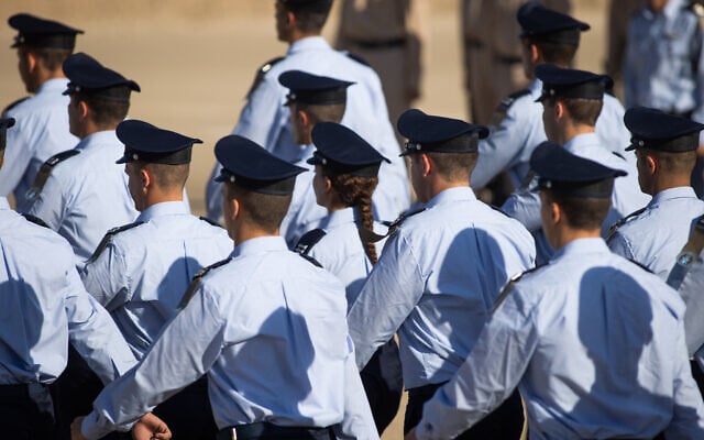 Illustrative: A graduation ceremony for soldiers who completed the Israel Air Force Flight Course, at the Hatzerim Air Base in the Negev desert, June 29, 2023. (Oren Ben Hakoon/Flash90) Illustrative: A graduation ceremony for soldiers who completed the Israel Air Force Flight Course, at the Hatzerim Air Base in the Negev desert, June 29, 2023. (Oren Ben Hakoon/Flash90)