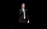 Comedian Jerry Seinfeld rips into a pro-Palestinian heckler during a stand-up performance at the Rod Laver Arena in Melbourne, Australia, June 22, 2024. (Screen capture: X/9News Melbourne, used in accordance with Clause 27a of the Copyright Law)