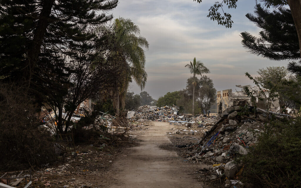 A photograph by Oren Ziv, from 'Southern Album,' an exhibit that opened June 21, 2024 at the Petach Tikva Museum of Art. (Courtesy) A photograph by Oren Ziv, from 'Southern Album,' an exhibit that opened June 21, 2024 at the Petach Tikva Museum of Art. (Courtesy)