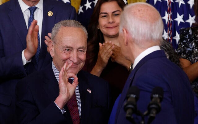 US Senate Majority Leader Charles Schumer motions to President Joe Biden after he delivered remarks at the White House on June 18, 2024, in Washington. (Kevin Dietsch/Getty Images/AFP) US Senate Majority Leader Charles Schumer motions to President Joe Biden after he delivered remarks at the White House on June 18, 2024, in Washington. (Kevin Dietsch/Getty Images/AFP)