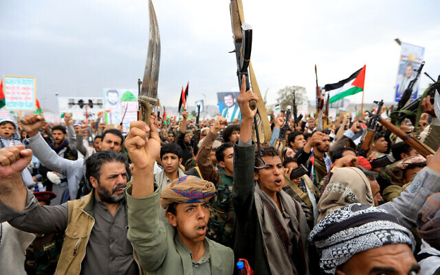 Yemenis brandishing rifles rally in the Houthi-run capital Sanaa, in solidarity with the Palestinians of Gaza on July 12, 2024. (Mohammed Huwais/AFP) Yemenis brandishing rifles rally in the Houthi-run capital Sanaa, in solidarity with the Palestinians of Gaza on July 12, 2024. (Mohammed Huwais/AFP)