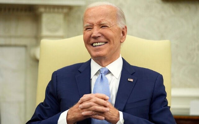 US President Joe Biden similes as he meets with British Prime Minister Keir Starmer in the Oval Office of the White House, July 10, 2024, in Washington. (AP Photo/Evan Vucci) US President Joe Biden similes as he meets with British Prime Minister Keir Starmer in the Oval Office of the White House, July 10, 2024, in Washington. (AP Photo/Evan Vucci)