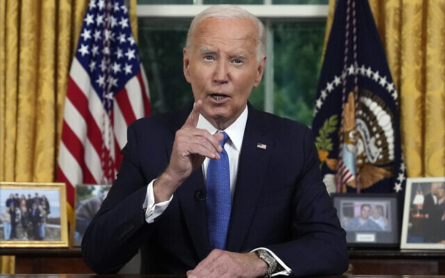 US President Joe Biden addresses Americans from the Oval Office of the White House in Washington, July 24, 2024, about his decision to drop his Democratic presidential reelection bid. (AP Photo/Evan Vucci, Pool)