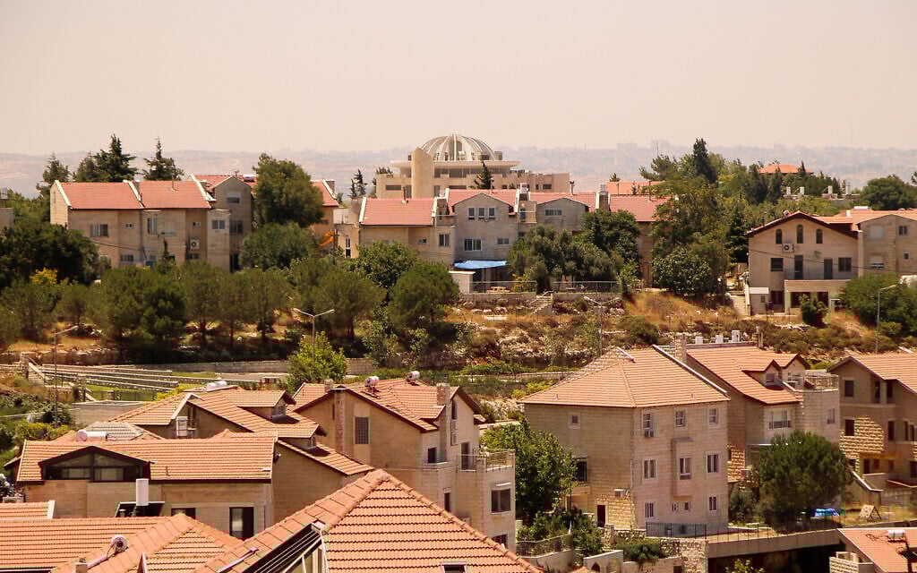 View of the West Bank settlement of Neve Daniel, in Gush Etzion, June 29, 2020. (Gershon Elinson/Flash90)